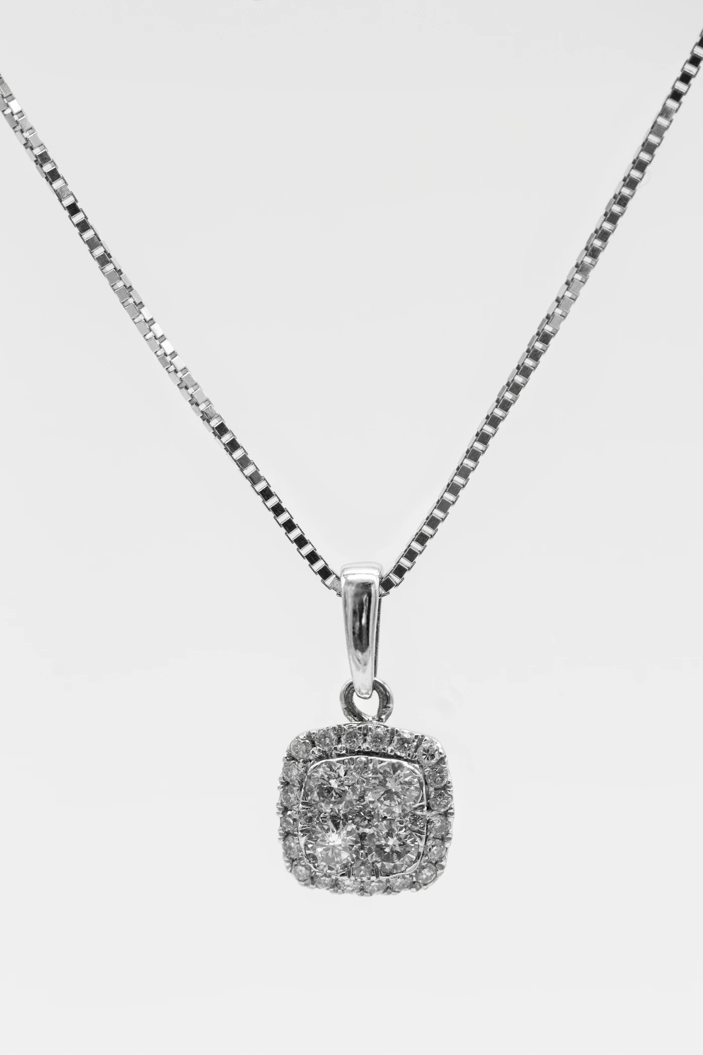 Noor Halo Pendant